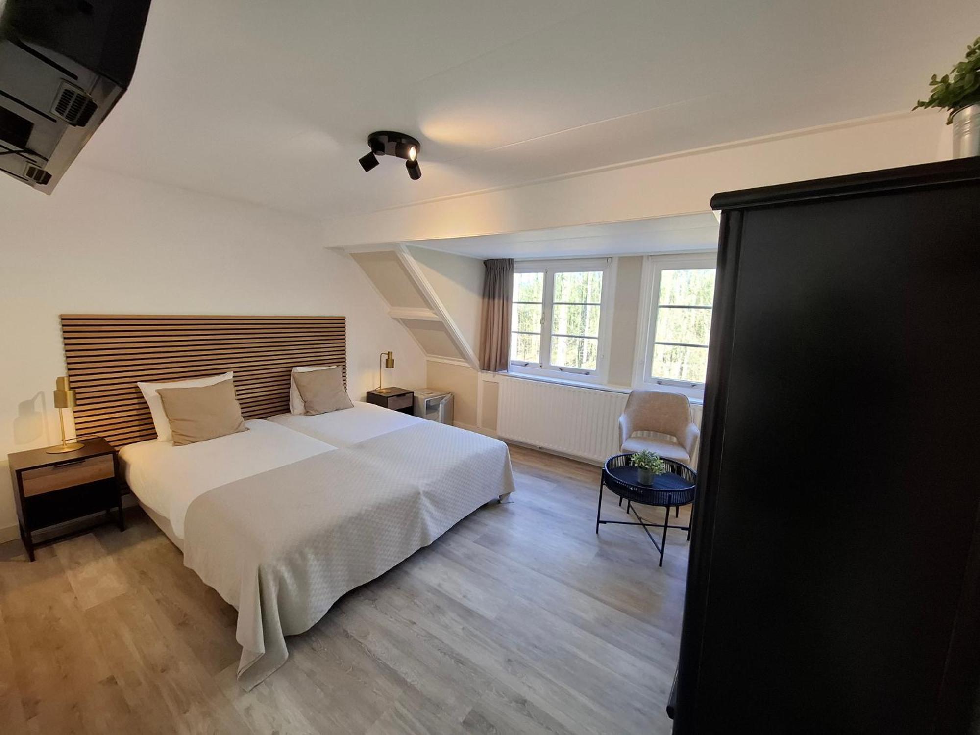 Hotel Randduin Oostkapelle Exteriör bild