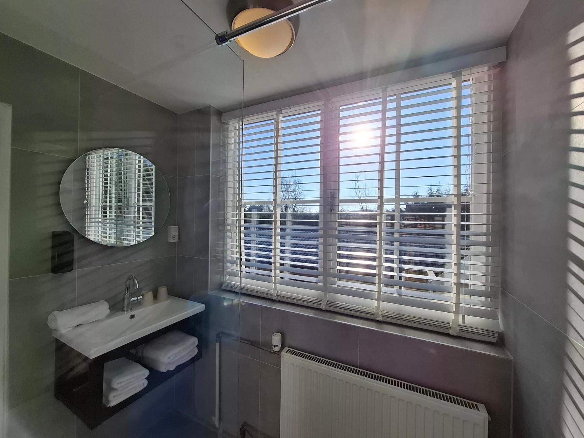 Hotel Randduin Oostkapelle Exteriör bild