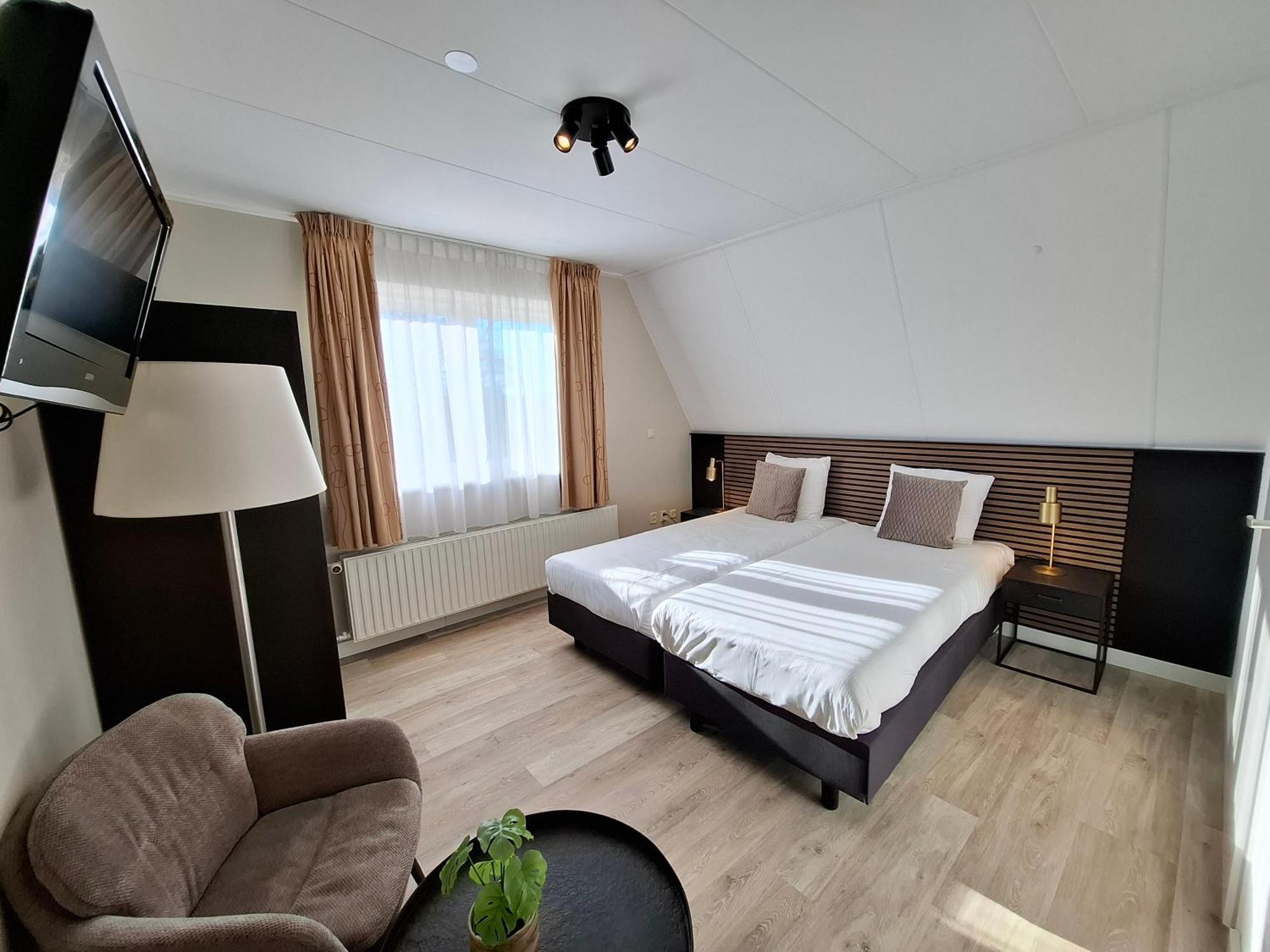 Hotel Randduin Oostkapelle Exteriör bild