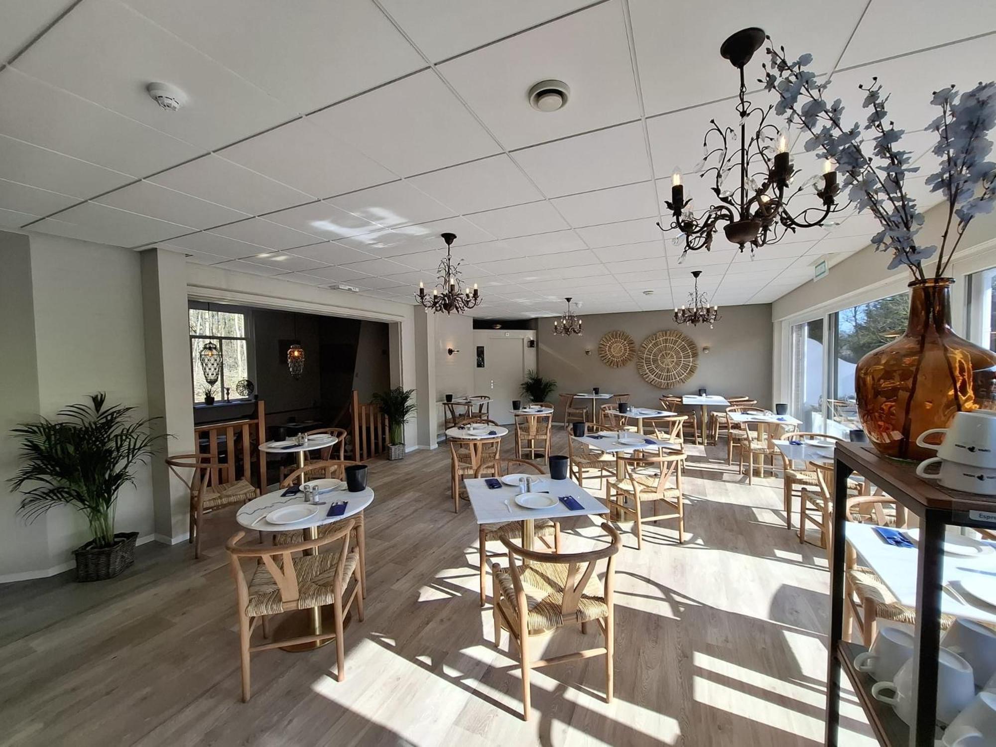 Hotel Randduin Oostkapelle Exteriör bild